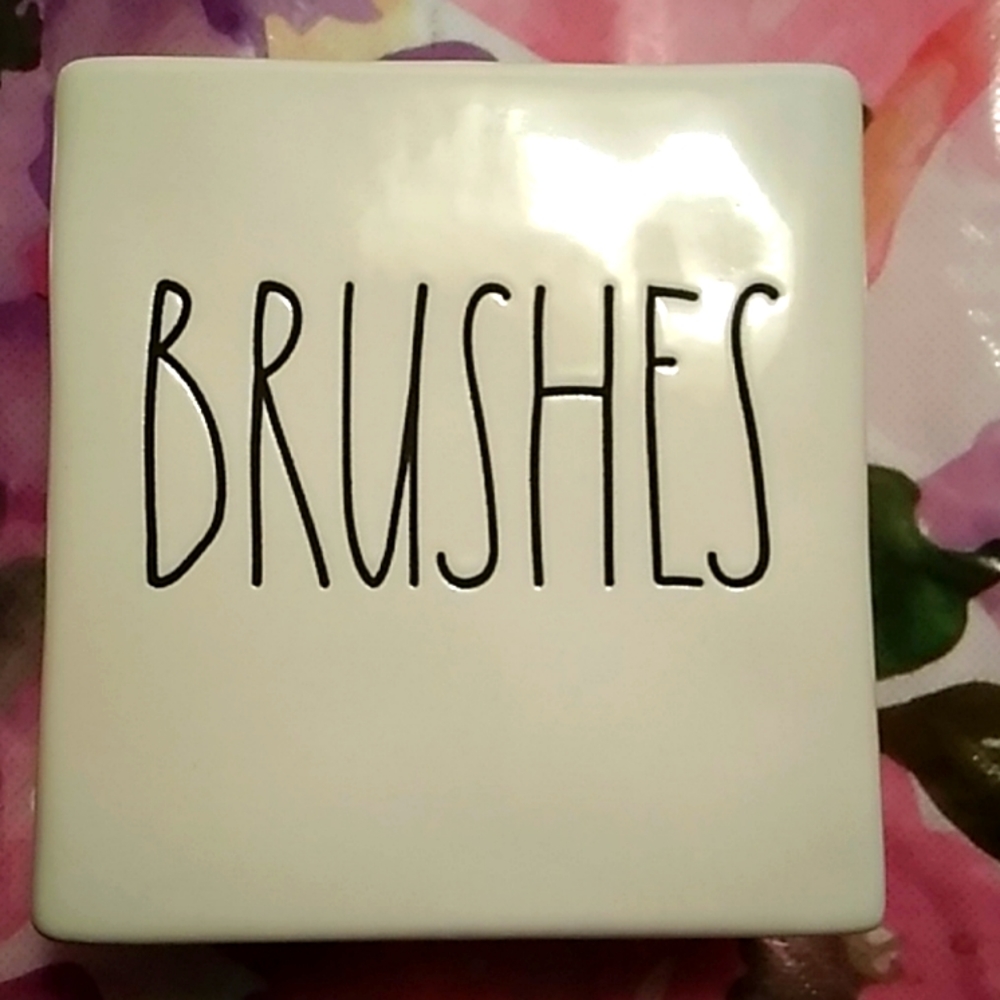Rae Dunn Bath Brushes holder!